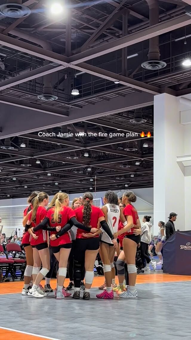 Mic’d up with 16 ultra Jamie coaches Jamie and Brooke from Reno 🔥🎤🙌🏼 #work #allin #pipeline #volleyball #micdup